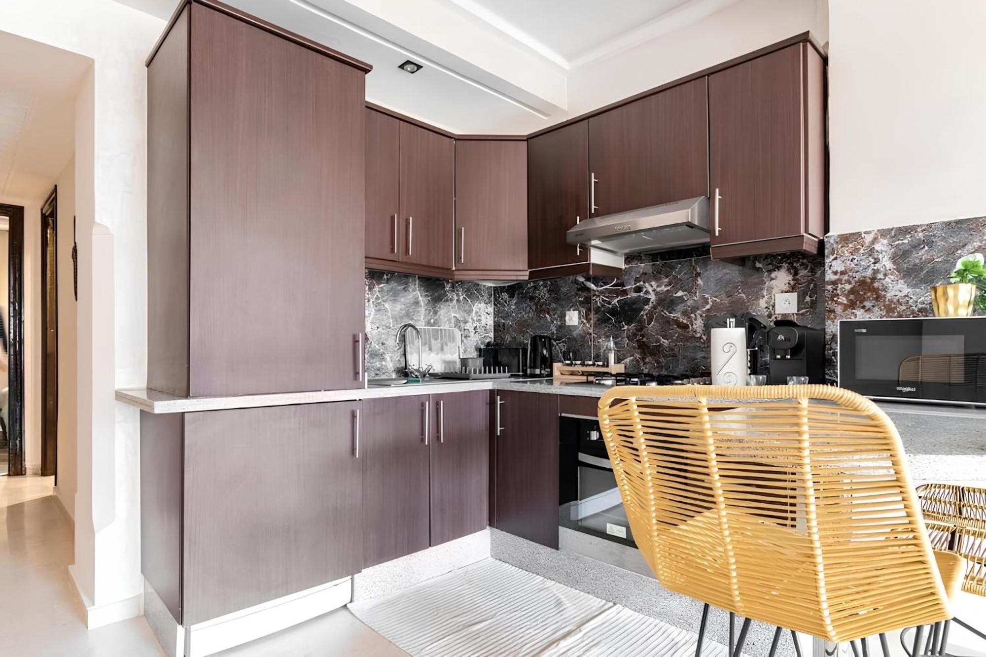 C-Appartement De Luxe Plein Centre De Gueliz Avec Piscine Parking Wifi Netflix 마라케시 외부 사진