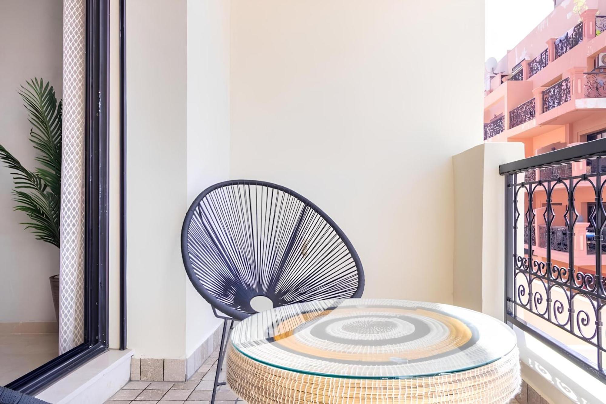 C-Appartement De Luxe Plein Centre De Gueliz Avec Piscine Parking Wifi Netflix 마라케시 외부 사진