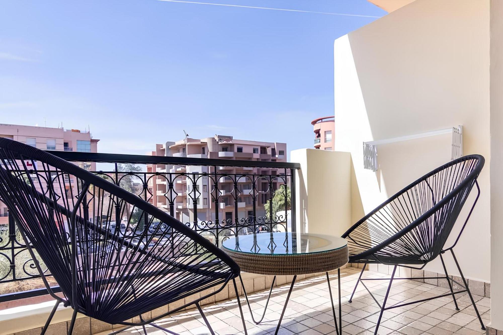 C-Appartement De Luxe Plein Centre De Gueliz Avec Piscine Parking Wifi Netflix 마라케시 외부 사진